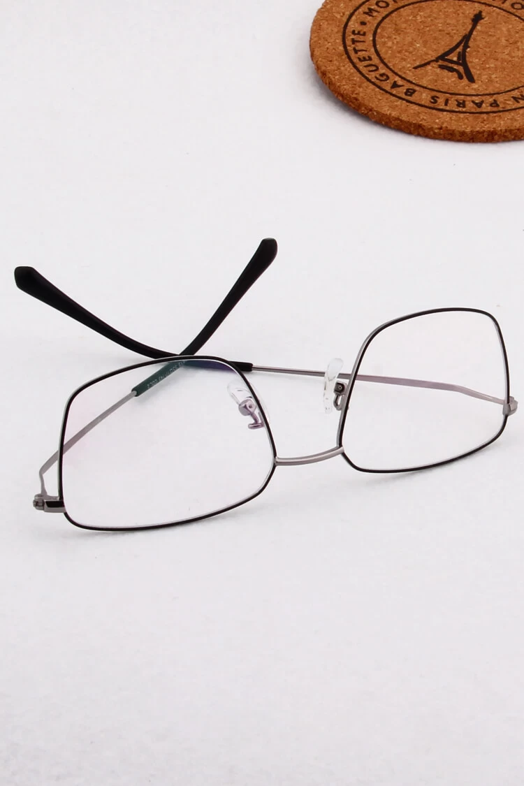 L5615 Rectangle Black Eyeglasses Frames | Leoptique