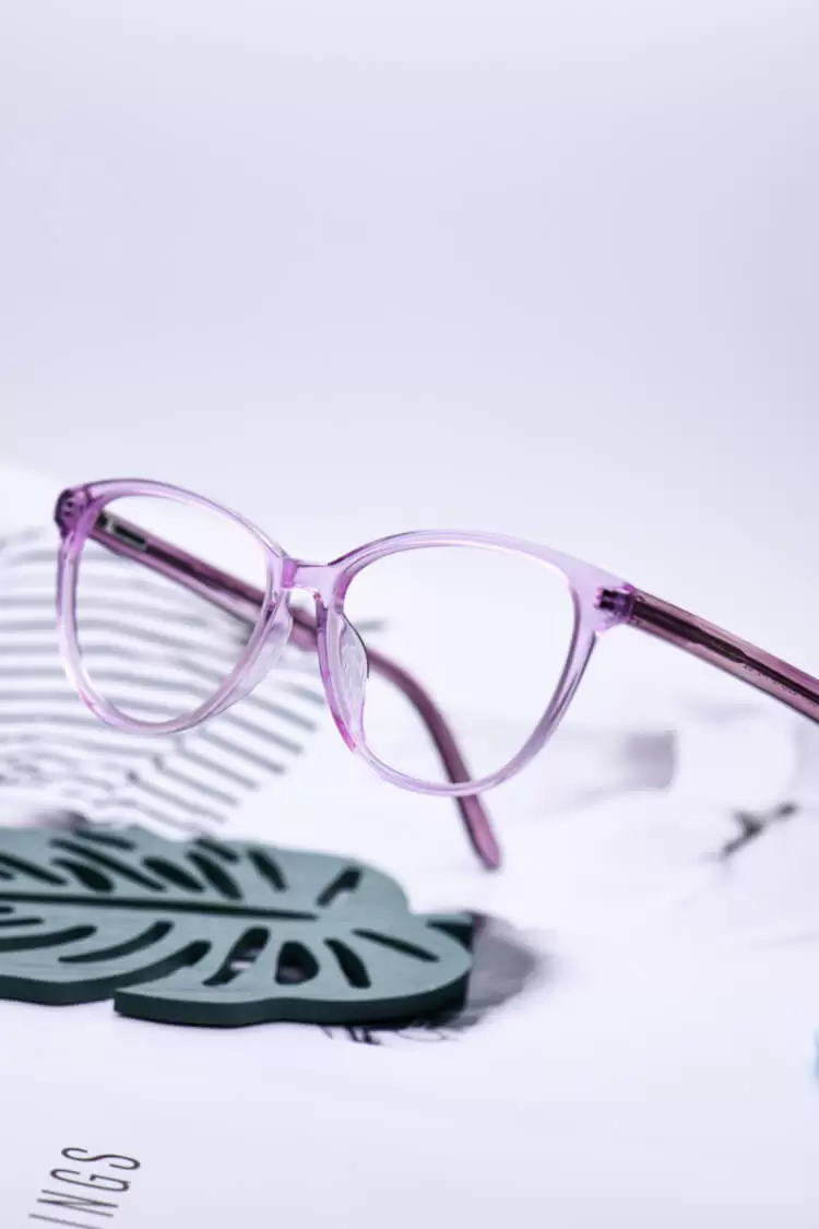 H5077 Oval Cat-eye Pink Eyeglasses Frames | Leoptique