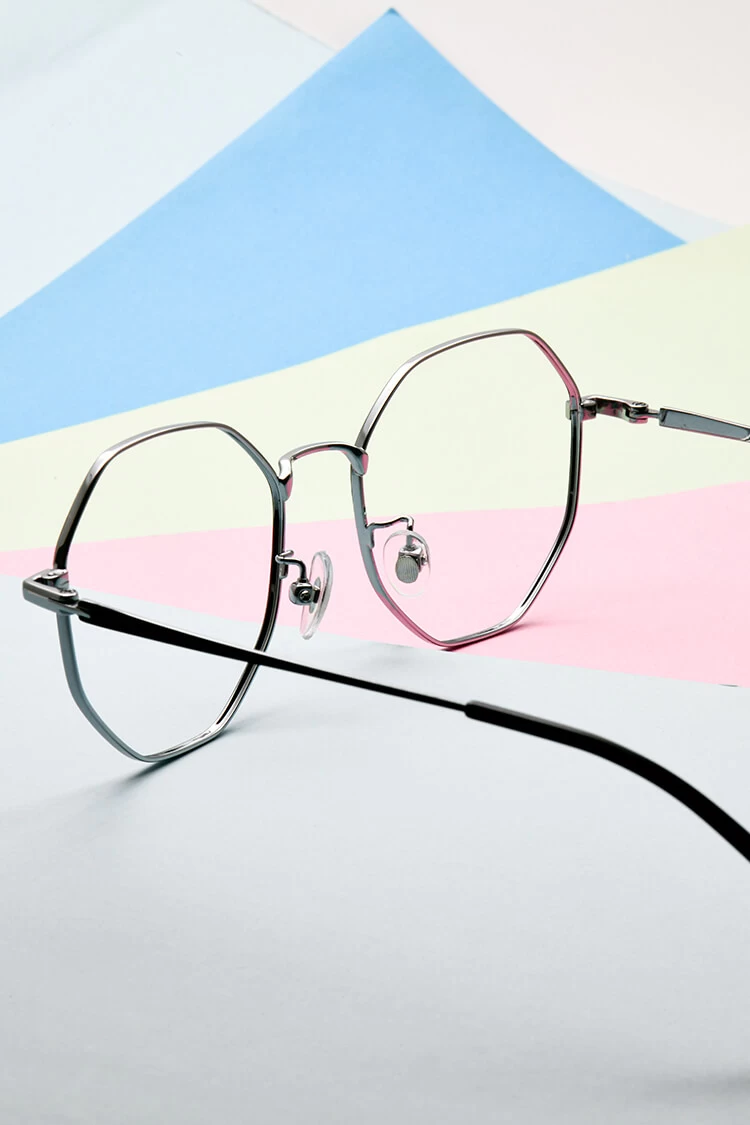 9097 Round Black Eyeglasses Frames | Leoptique