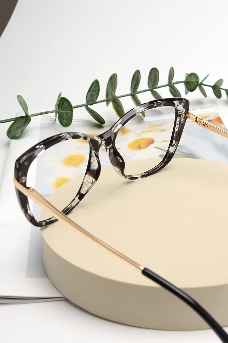 93311 Rectangle Butterfly Tortoise Eyeglasses Frames | Leoptique
